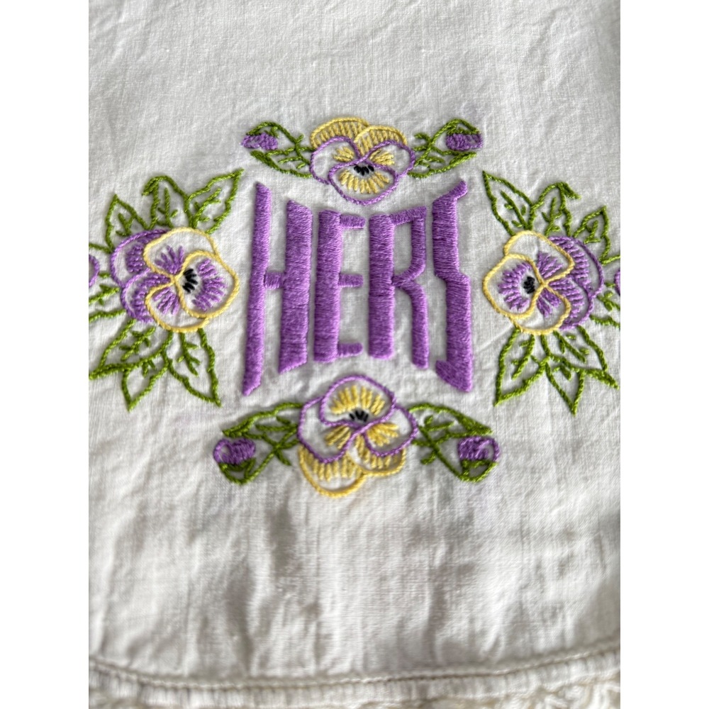 Vintage His and Hers Pillowcase Set Embroidered Floral Pansy Crochet‎ Trim White - Picture 3 of 9
